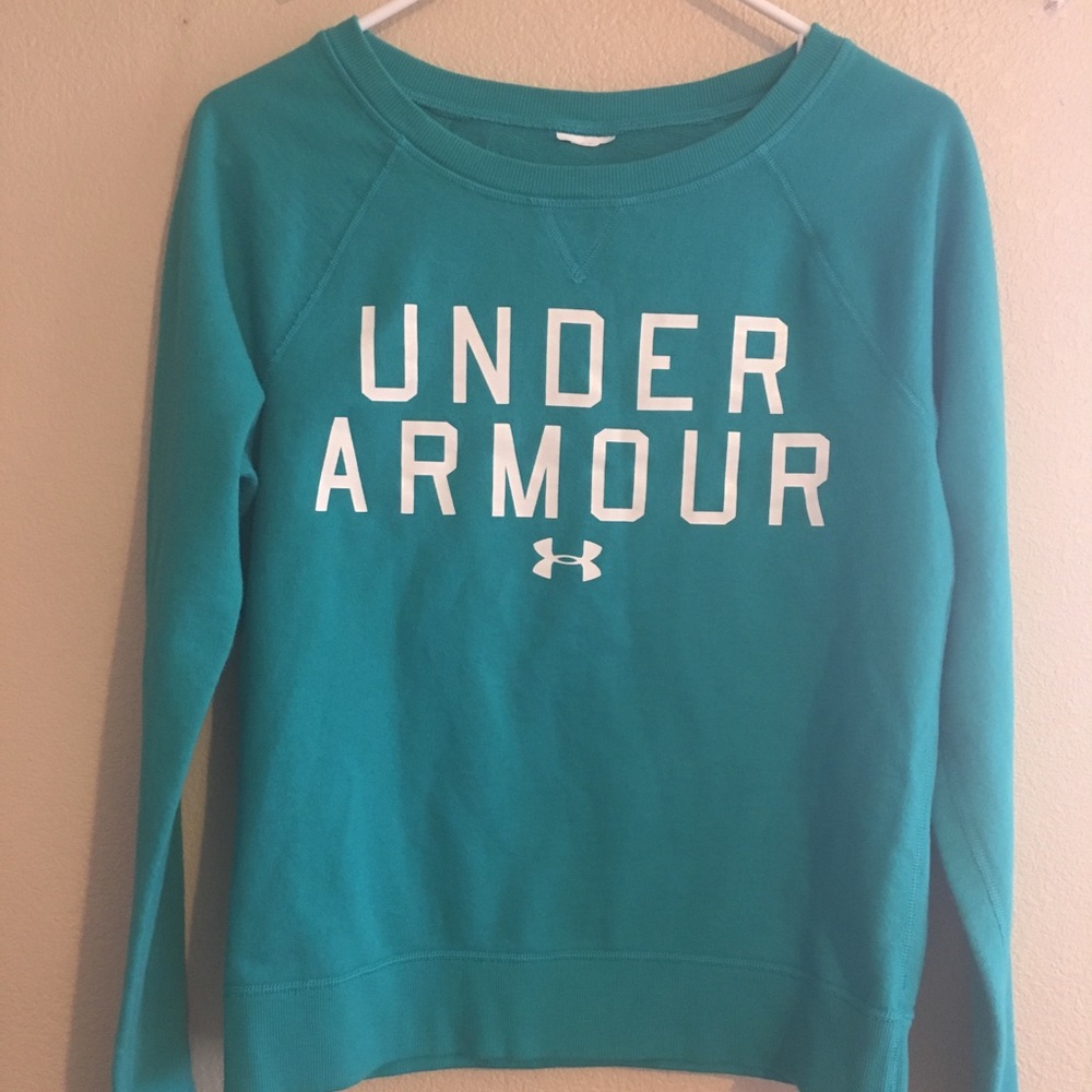 Super cute Under Armour sweatshirt